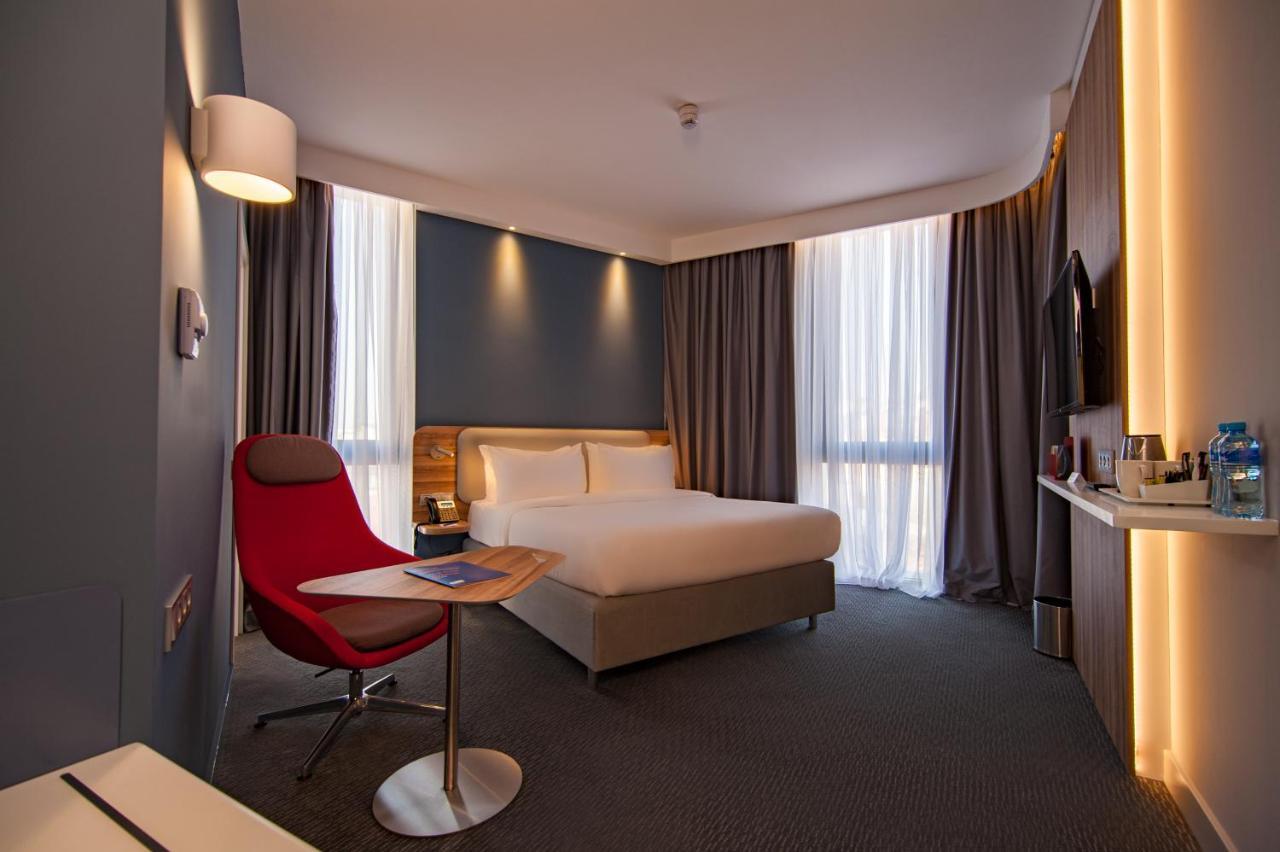 Holiday Inn Express Tbilisi Avlabari By Ihg Ngoại thất bức ảnh